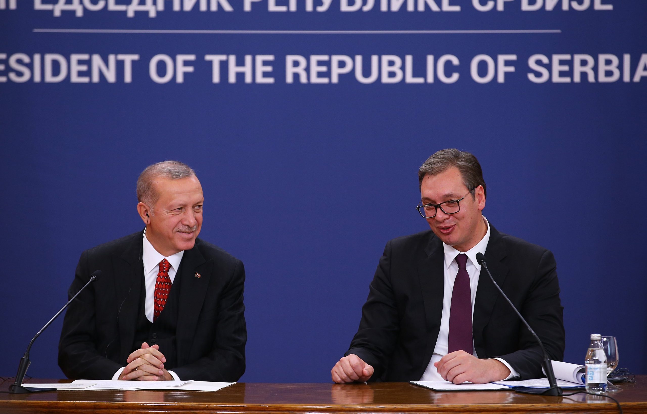 Të konsideruar si arma sekrete e Ukrainës kundër Rusisë/ Vuçiç i kërkon Erdogan dronët e famshëm