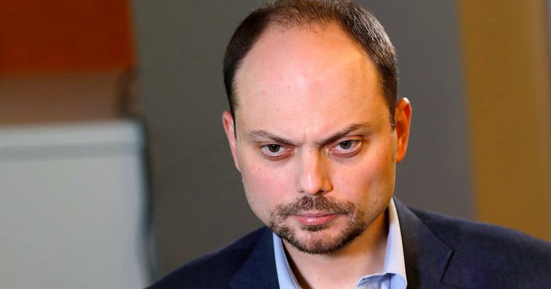 I ka mbijetuar dy helmimeve, merret vendimi drastik për kritikun më të madh të Putinit