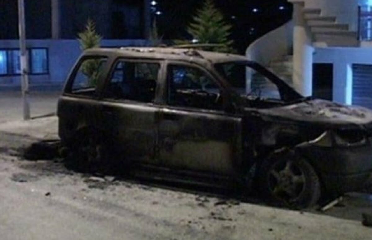 Gjendet e djegur ‘Fuoristrada’ pa targa