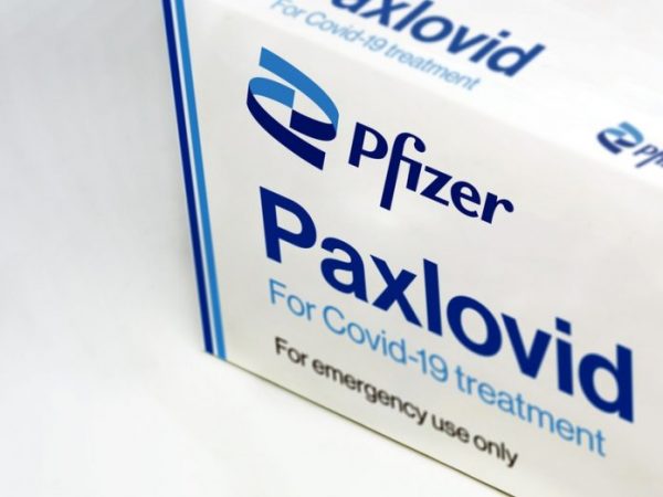 COVID-19, OBSH miraton përdorimin e “Paxlovid”