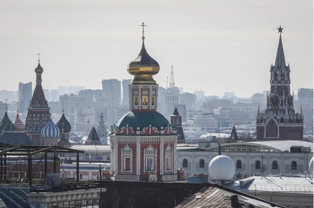 Rusia dëbon 36 diplomatë nga Belgjika e Holanda: 2 javë afat të largohen