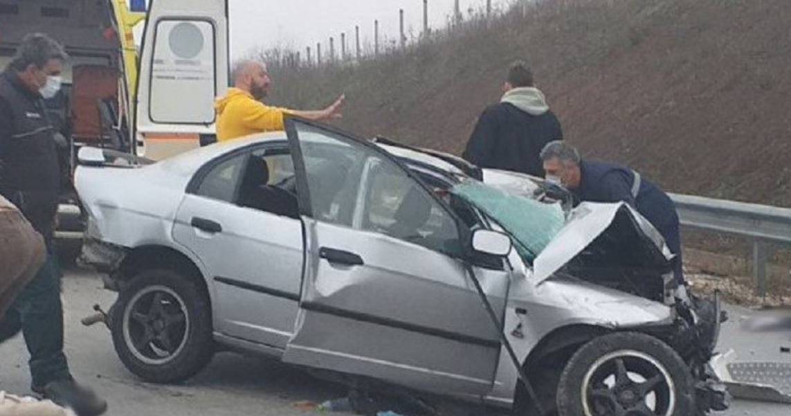 Aksidenti fatal, zbardhen detajet: Këmbësori iu hodh para “Benz”-it në lëvizje