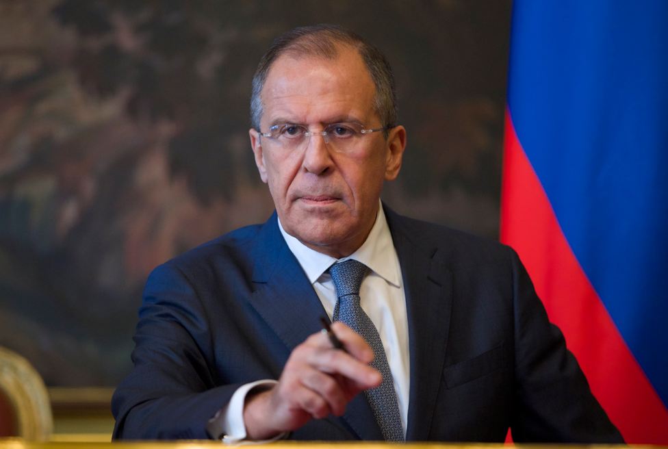 “Perëndimi po futet në luftë”/ Lavrov paralajmëron sërish: Kërcënimi me armë bërthamore është serioz!