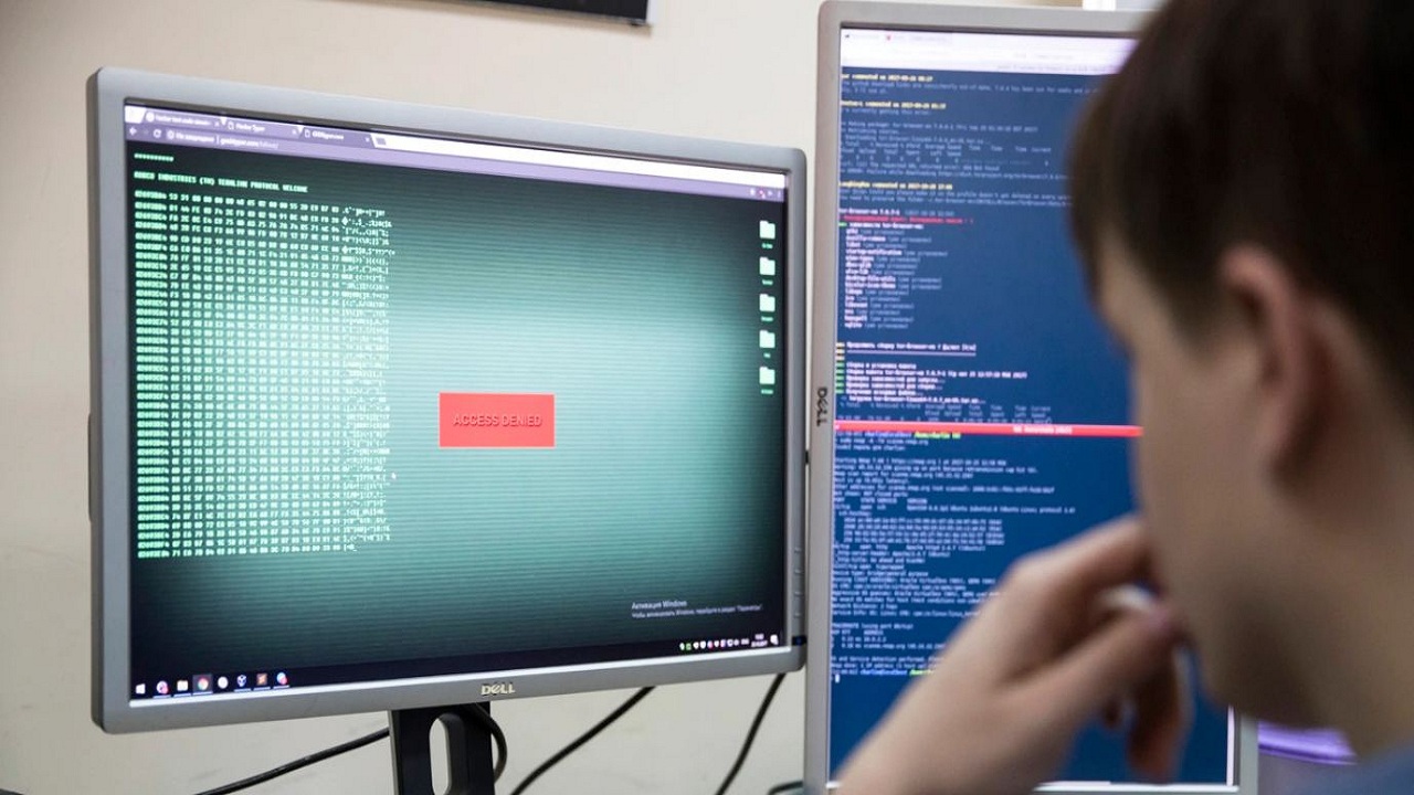 “Një gozhdë në arkivol”/ Punëtorët e teknologjisë po ikin nga Rusia