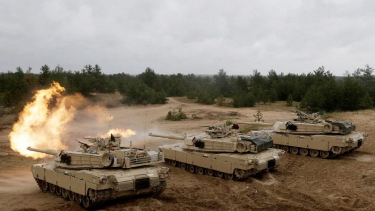 NATO-ja armë të rënda në Ukrainë/ Zelensky: Po na ndihmuat, e fitojmë luftën