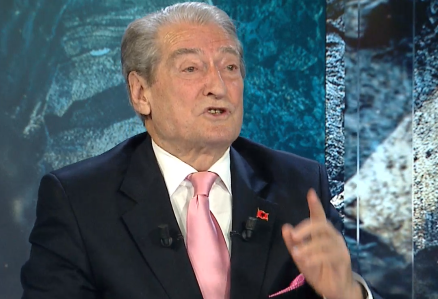 “Është totalisht i pavlerë”/ Berisha tregon si do e zëvendësojnë Alibeajn