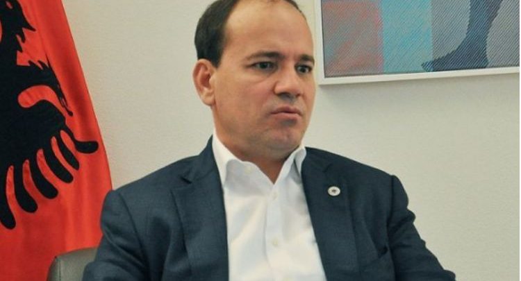 Pas problemeve shëndetësore, Nishani dërgohet për mjekim jashtë shtetit