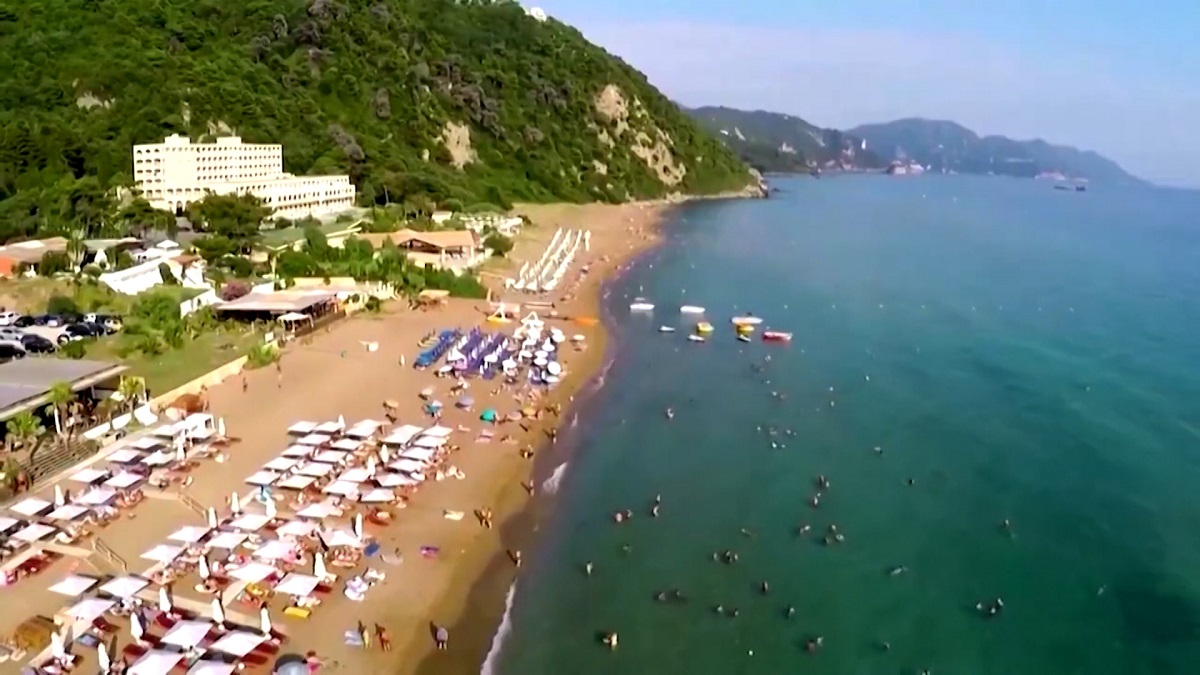 Greqia dhe Zvicra heqin kufizimet nga 2 maji