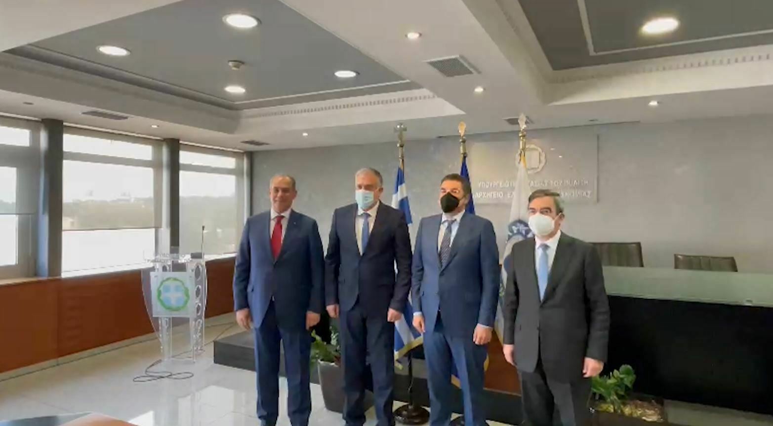 Çuçi: Shqiptarët në Greqi, trajtim të veçantë për lejet e qëndrimit