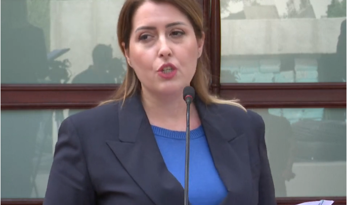 Ministrja e Shëndetësisë: Do krijojmë modelin e autonomisë spitalore! Si mund të përfitohet karta e performancës