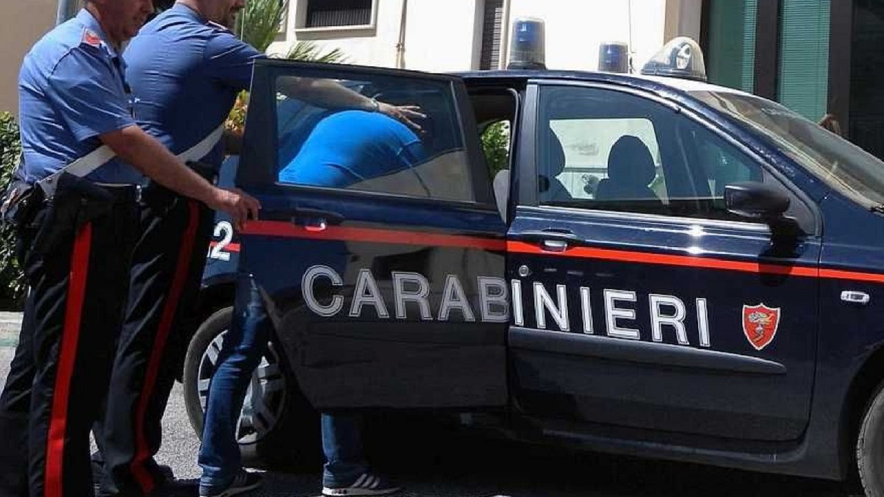 I dënuar me 7 vite burg për mashtrim, arrestohet në Itali 54-vjeçari shqiptar (EMRI)