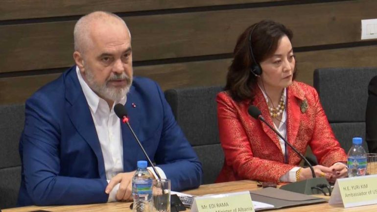 Rama-ambasadores Kim: Të falenderoj, ke qenë gur themeli për investimet në vendin tonë