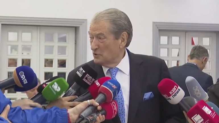 “Bëhuni gati për një opozitë të vërtetë”, Berisha: Asgjë nuk e pengon PD-në në rrugën e fitores!