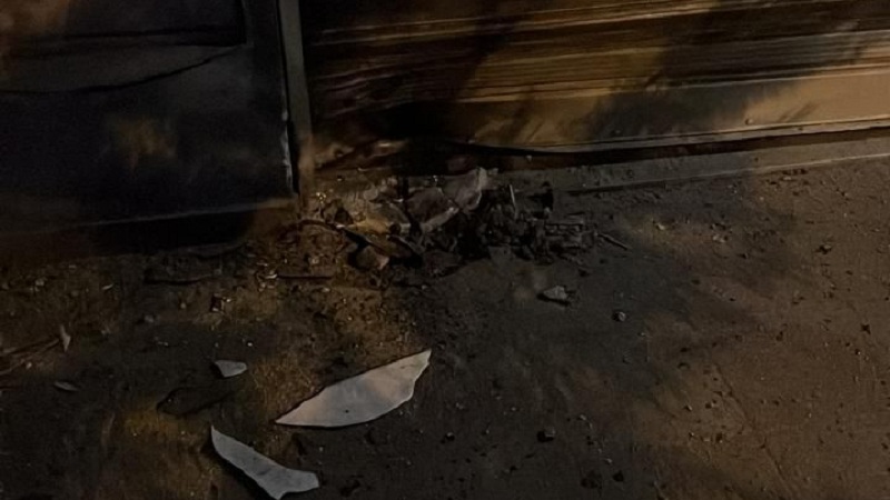 54-vjeçarit në Durrës i vendosin tritol në derën e dyqanit (EMRI)