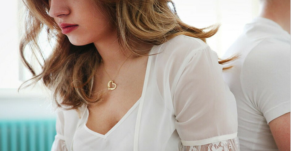 Gruaja e tradhtoi, burri i kërkon 600 mijë euro dëmshpërblim dashnorit të saj