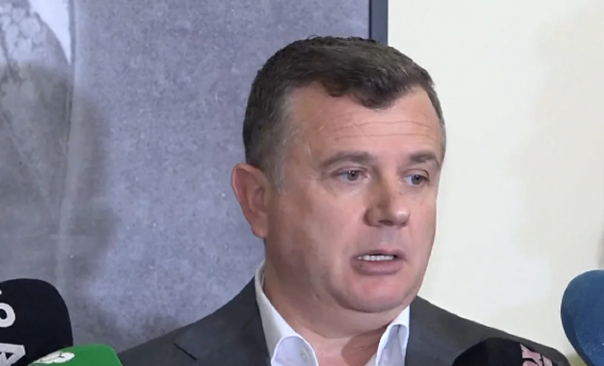 Zelensky fjalim drejtuar popullit shqiptar me 3 maj, Balla: Ne jemi me Ukrainën!