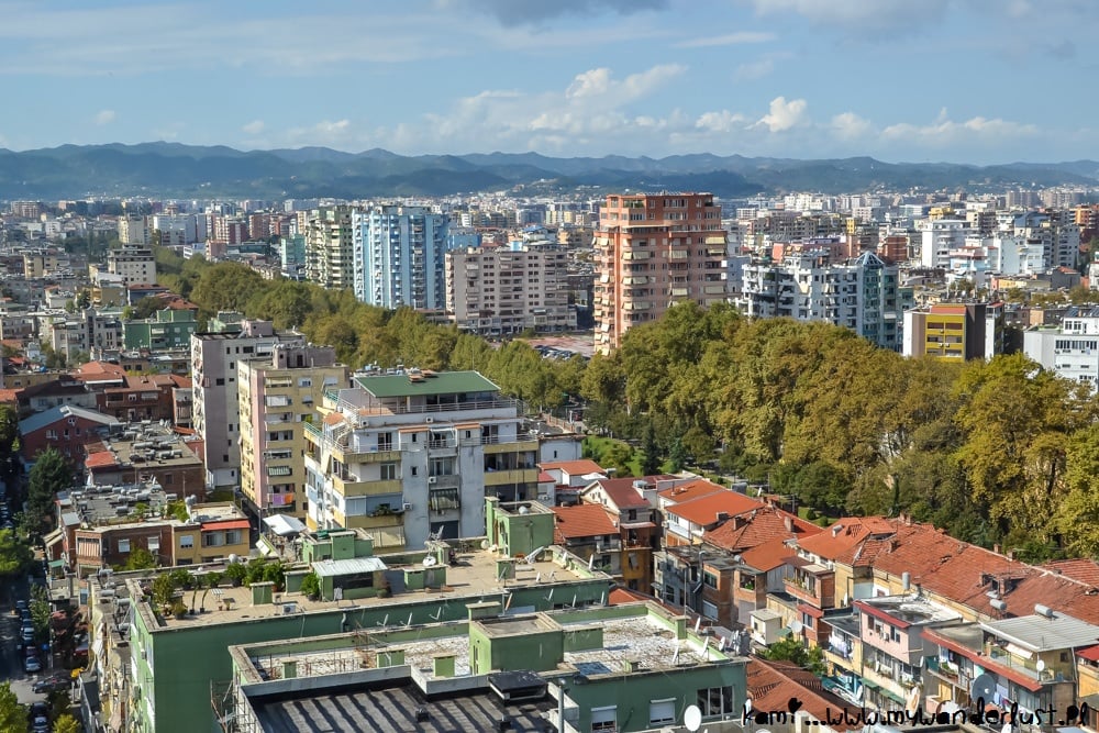 Nga parkimi deri te studentët/ Rriten çmimet, shtrenjtohet jetesa në Tiranë