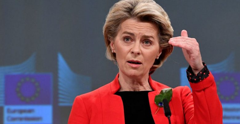 Komisioni Europian propozon embargon e naftës kundër Rusisë