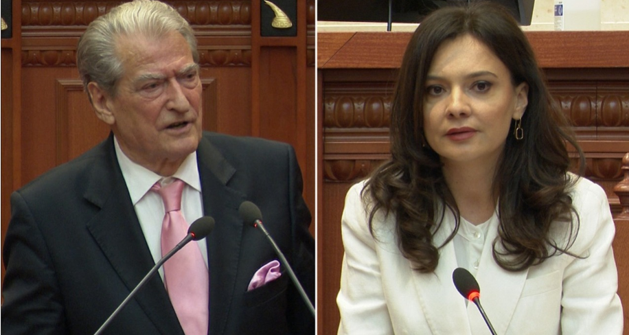 Spiropali i “dedikon” poezi Sali Berishës