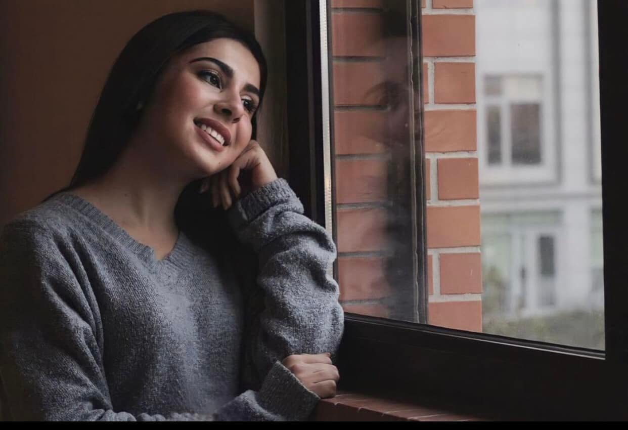 Makina u përplas me murin e karburantit, ndërron jetë 22-vjeçarja