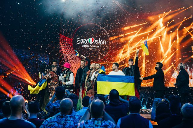 Kalush Orchestra nxjerr në ankand trofeun e Eurovision për një kauzë të madhe