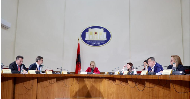 Presidenti i ri, sot mblidhet Konferenca e Kryetarëve