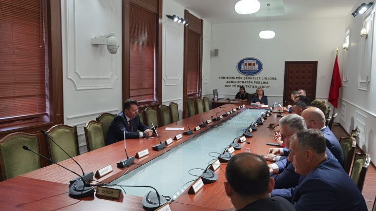 Mbyllet raundi i tretë për zgjedhjen e presidentit, në seancë do shkohet pa kandidatë