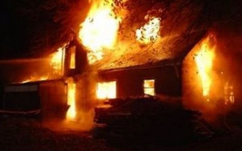 Merr flakë një banesë, dyshimet e para