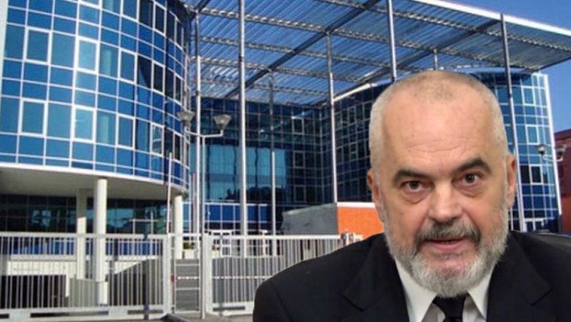 Avokati i Alqi Bllakos bën deklaratën e fortë: “Deklaratat e Ramës janë të shkruara nga SPAK!”