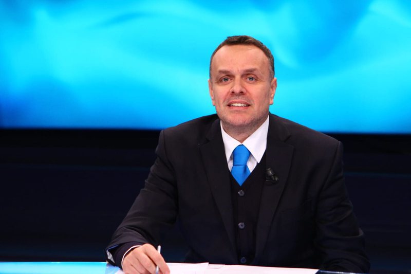 Pajisja misterioze në ishullin e Sazanit, flet Karamuço: “Dyshohet se ka lidhje me sindromën e Havanës”