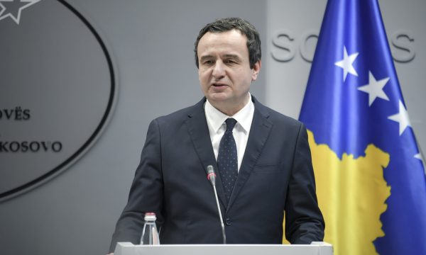 Albin Kurti dënon sulmin e Rusisë ndaj një shkolle në Luhansk: Kosova qëndron me Ukrainën