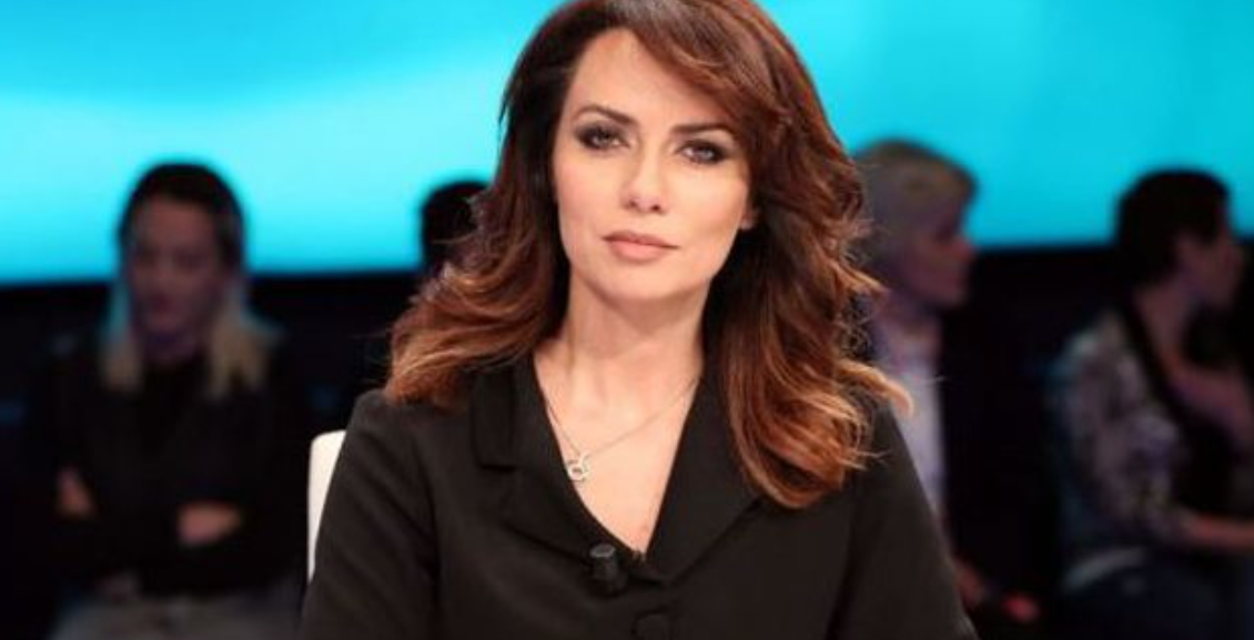 E “zhytur” në të kuqe dhe me biçikletë, Grida Duma tregon sekretin për zgjidhjen e problemeve (VIDEO)