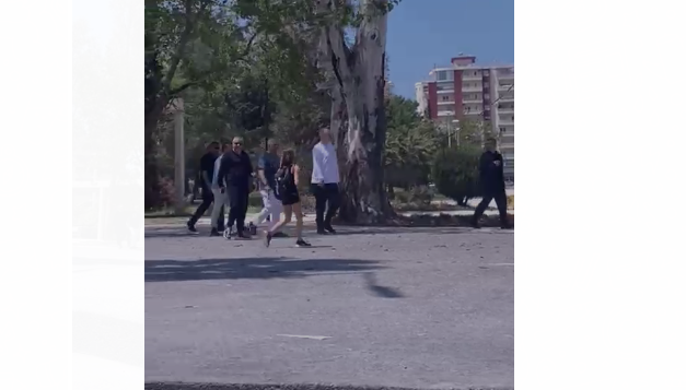 VIDEOLAJM/ Rama shëtit në lungomare, çfarë po “gatuan” kryeministri me stafin e tij?
