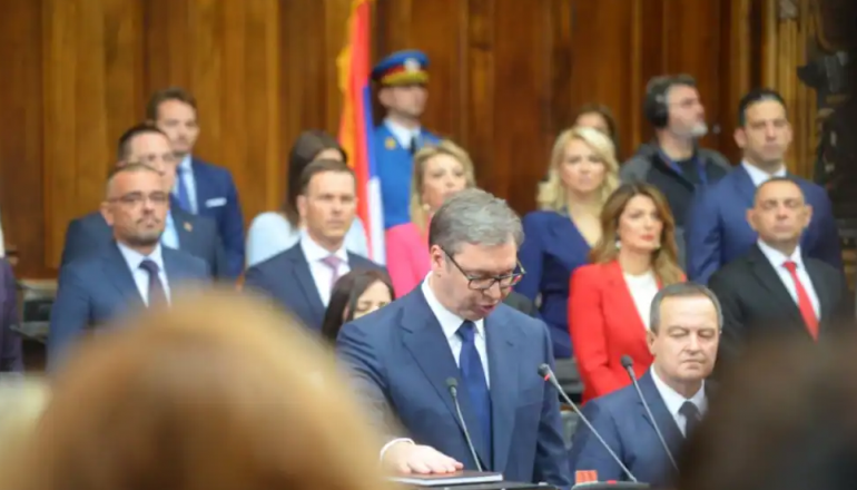 Aleksandar Vuçiç betohet për herë të dytë si President: Do të përpiqem ta ruaj Kosovën si pjesë të Serbisë