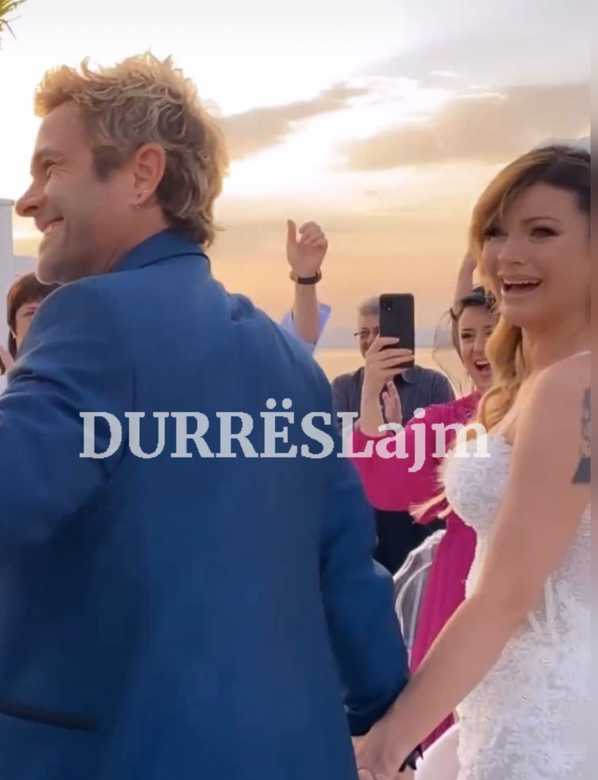 Martohet në Durrës Ilir Shaqiri, shihni pamjet e dasmës buzë detit në perëndim (FOTO)