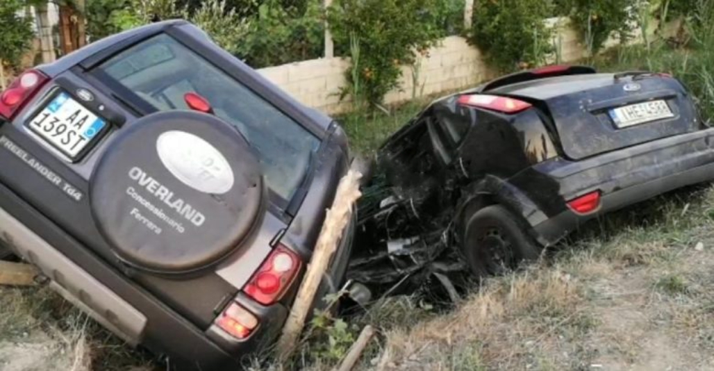 3 persona plagosen rëndë në një aksident