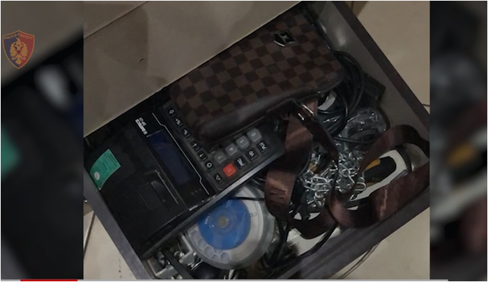 Organizonin lojëra fati në lokal, arrestohet 19-vjeçari, në kërkim pronari i biznesit, ja çfarë sekuestroi policia