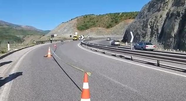 Aksidenti në Rrugën e Kombit, ndërron jetë edhe 19-vjeçari