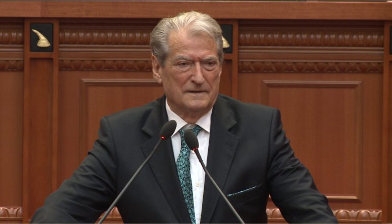 Berisha: Rama dhe `peng` Basha emëruan njerëzit më të besuar të tyre te AMA