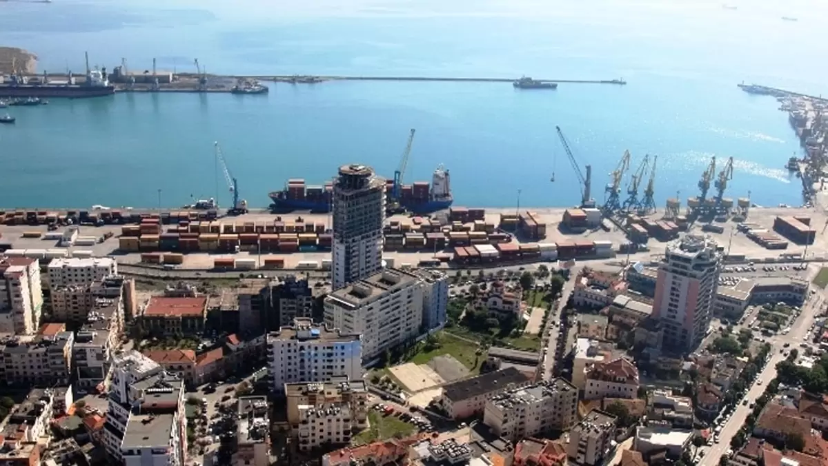 Holandezët zgjedhin Durrësin, ekipi i Fejnord pritet të akomodohet në bregdet bashkë me tifozët