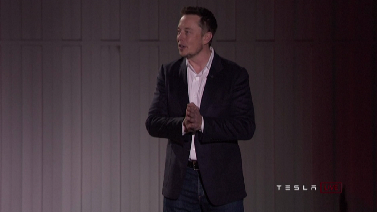 Habit Musk: Do kthej Trumpin në Twitter, por marrëveshja s`është mbyllur ende