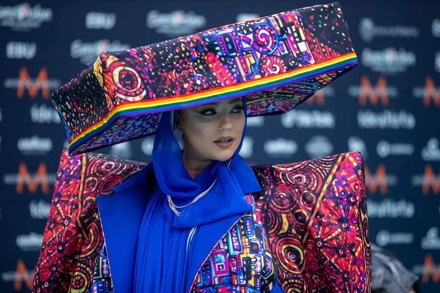 Performancë “hot” e veshje ekstravagante, rekordi i thyer i Ronela Hajatit, ‘asi nën mëngë’ në Eurovision