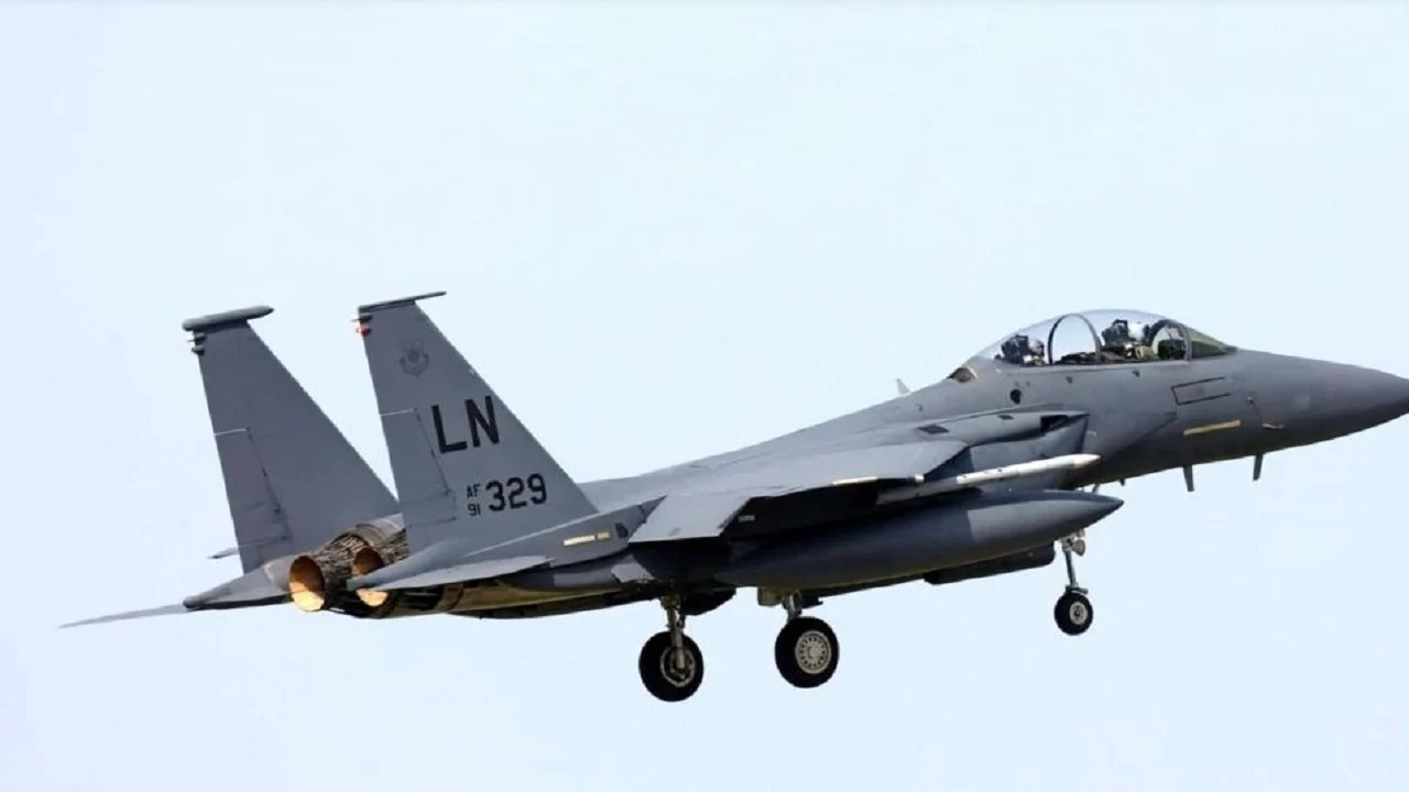 Gjermania nuk përkrah furnizimin e Ukrainës me avionë