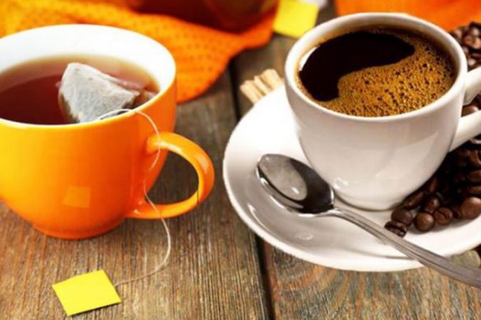Kafe apo çaj? Cila është e keqja e shëndetit?