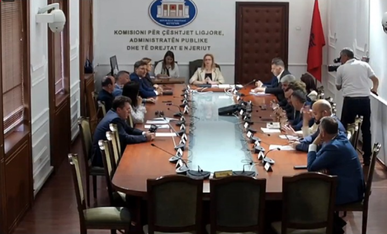 Dështon raundi i parë për zgjedhjen e Presidentit, mazhoranca dhe opozita pa emra