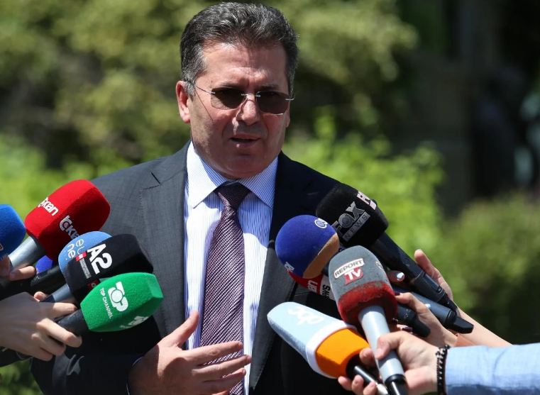 Presidenti i ri/ Opozita nis raundin e parë të negociatave me aleatët, Mediu zbardh detajet