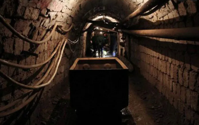 Aksidentohet në punë minatori, niset me urgjencë drejt Tiranës