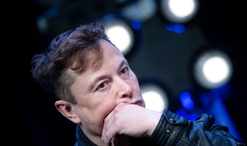 Musk nxjerr kushte për blerjen e Twitter-it, pasi pezulloi pagesën prej 44 miliardë dollarësh