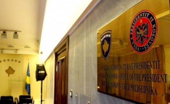 Marrëveshja e Vuçiç me Putin për gazin rus, reagon Presidenca në Kosovë: Deri kur do ta tolerojë BE?