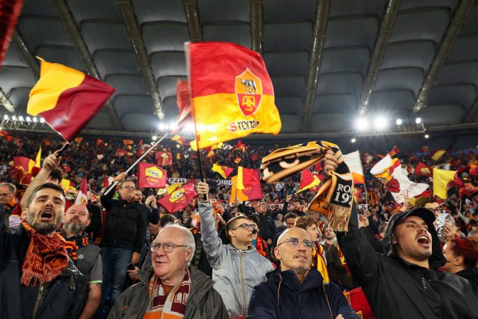 U turpëruan në Norvegji, Roma kujton 166 “gladiatorët”, i fton falas në “Air Albania”